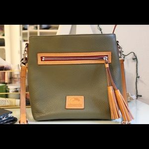 dooney and bourke olive crossbody bag